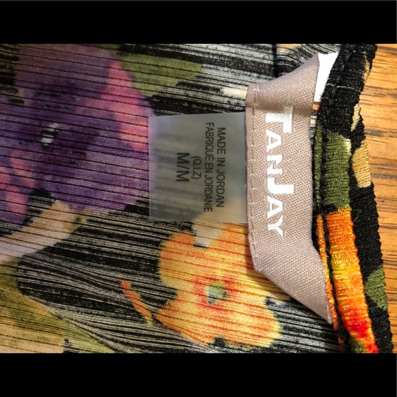 TanJay Floral Faux Wrap Blouse - Picture 3 of 4